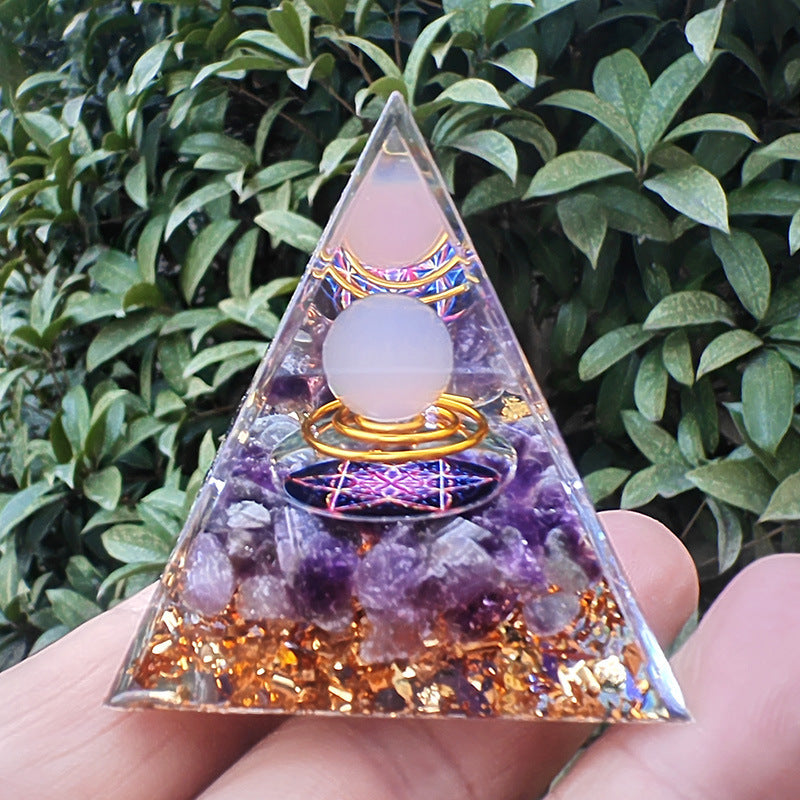 Pyramid Home Crafts Resin Tabletop Ornaments